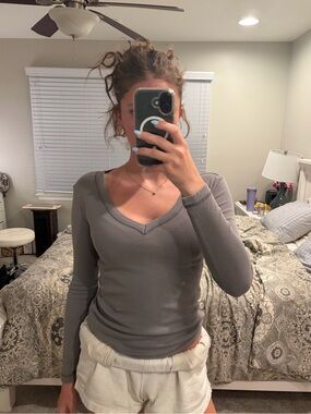 Grey Gap “The Bowery”  super soft, long sleeve, v-neck top